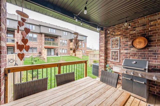 3 - 254 Gosling Gdns, Townhouse with 3 bedrooms, 4 bathrooms and 4 parking in Guelph ON | Image 8