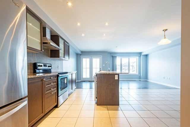 60 Sherway St, House attached with 3 bedrooms, 3 bathrooms and 2 parking in Hamilton ON | Image 5