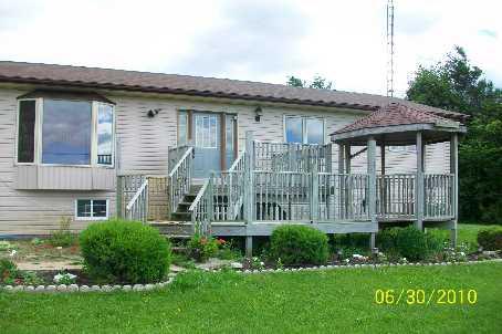 8561 Main St, House detached with 4 bedrooms, 2 bathrooms and 6 parking in Penetanguishene ON | Image 1