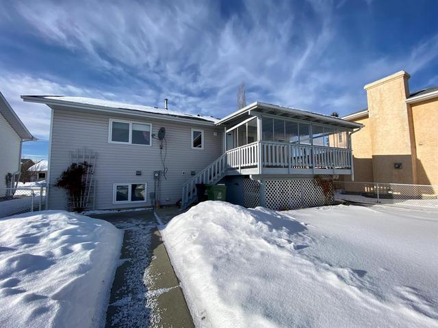 6111 58 Street, House detached with 5 bedrooms, 3 bathrooms and 2 parking in Clearwater County AB | Image 38