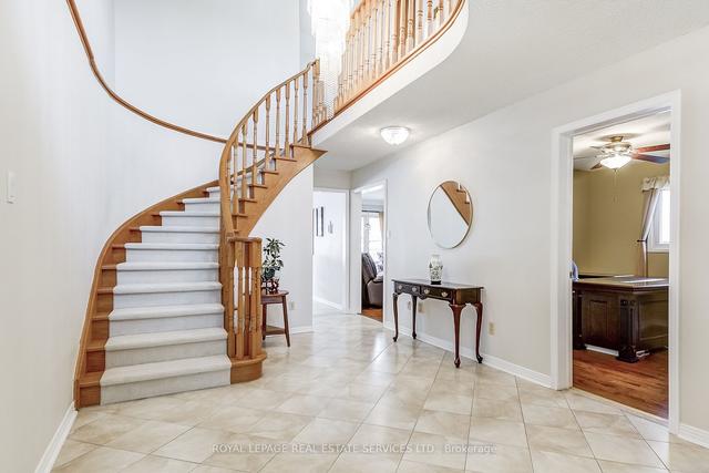 1169 Beechgrove Cres, House detached with 4 bedrooms, 4 bathrooms and 4 parking in Oakville ON | Image 36