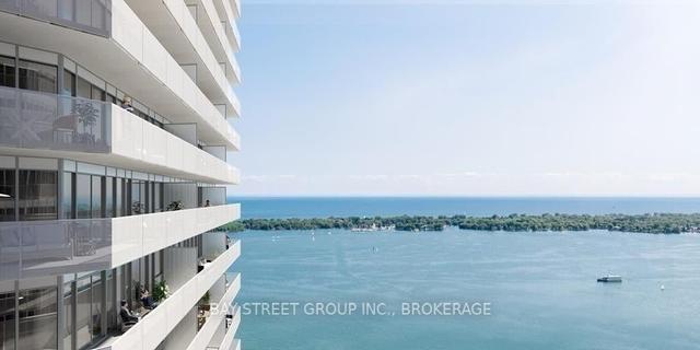 100 Queens Quay E, Condo with 2 bedrooms, 2 bathrooms and 0 parking in Toronto ON | Image 4