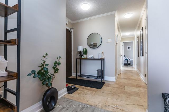 803 - 3170 Kirwin Ave, Condo with 3 bedrooms, 2 bathrooms and 1 parking in Mississauga ON | Image 36
