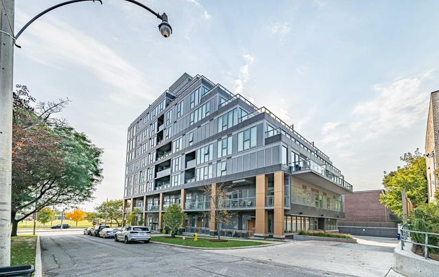 th05 - 6 Parkwood Ave, Townhouse with 2 bedrooms, 3 bathrooms and 2 parking in Toronto ON | Image 35