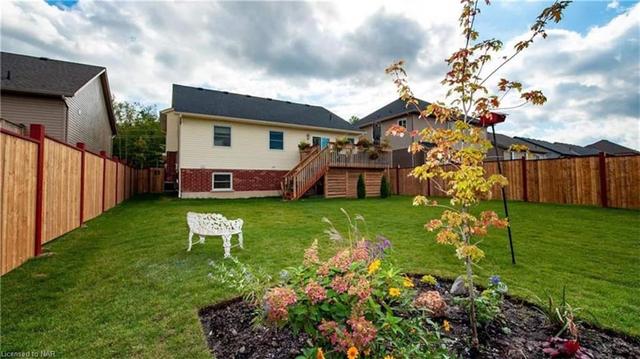 7773 Oldfield Road, House detached with 4 bedrooms, 3 bathrooms and null parking in Niagara Falls ON | Image 32