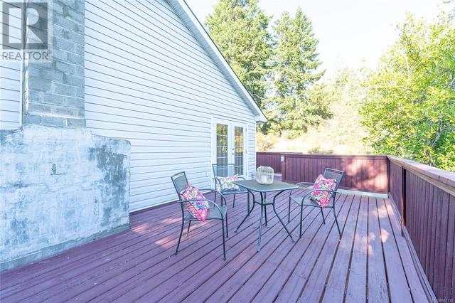 Deck off Dining | Image 14