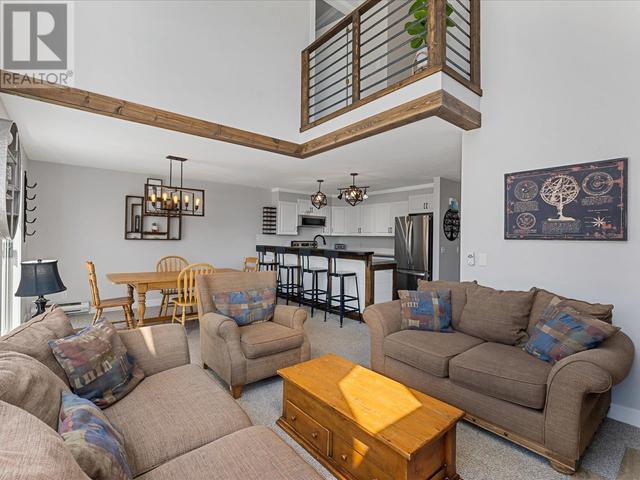 12 - 7475 Porcupine Road, House attached with 3 bedrooms, 3 bathrooms and 1 parking in Kootenay Boundary E BC | Image 4