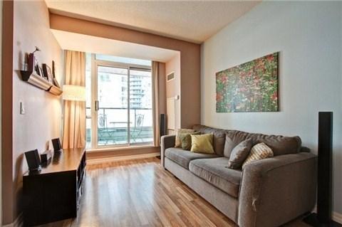 307 - 12 Yonge St, Condo with 1 bedrooms, 1 bathrooms and 1 parking in Toronto ON | Image 8