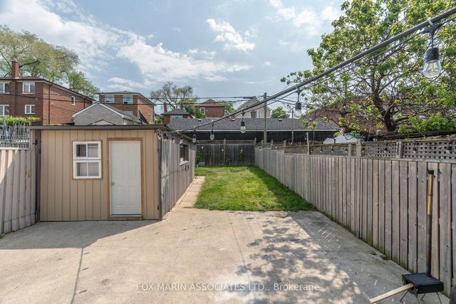 233 Rosethorn Ave, House detached with 2 bedrooms, 1 bathrooms and 1 parking in Toronto ON | Image 11