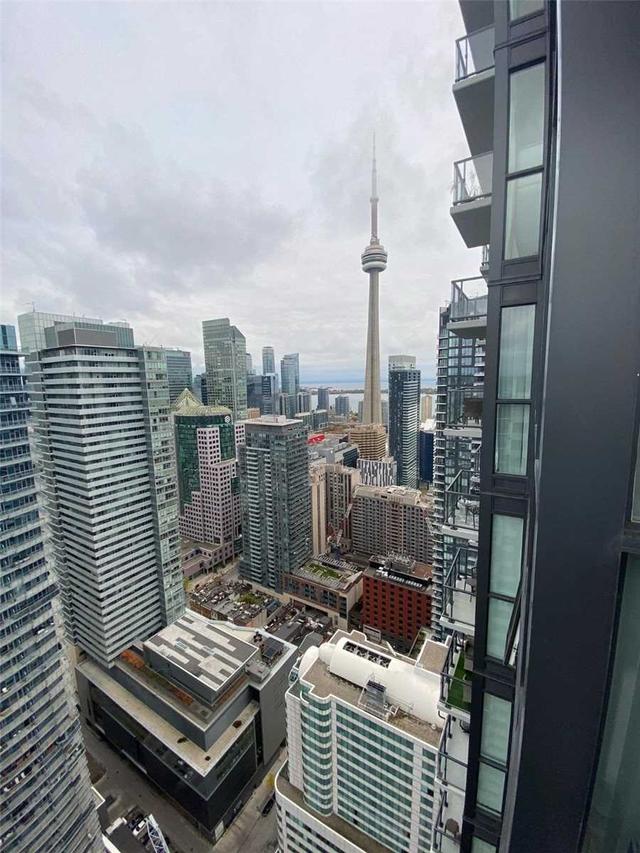 4410 - 87 Peter St, Condo with 1 bedrooms, 1 bathrooms and 0 parking in Toronto ON | Image 8