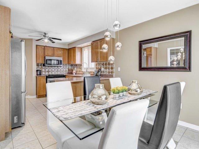 21 Milkweed Cres, House detached with 3 bedrooms, 3 bathrooms and 4 parking in Brampton ON | Image 10
