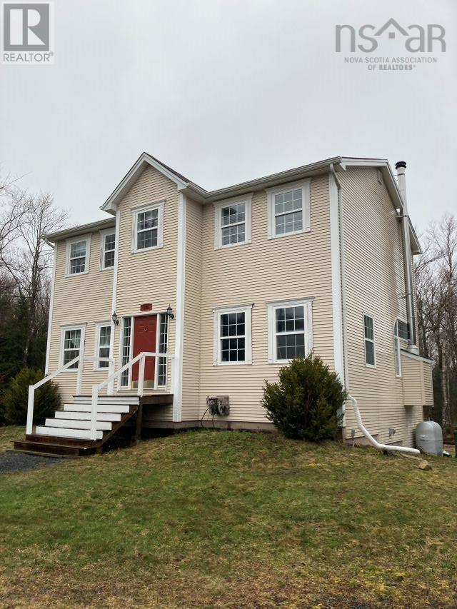 136 Londonberry Drive, House detached with 3 bedrooms, 2 bathrooms and null parking in Halifax NS | Image 1