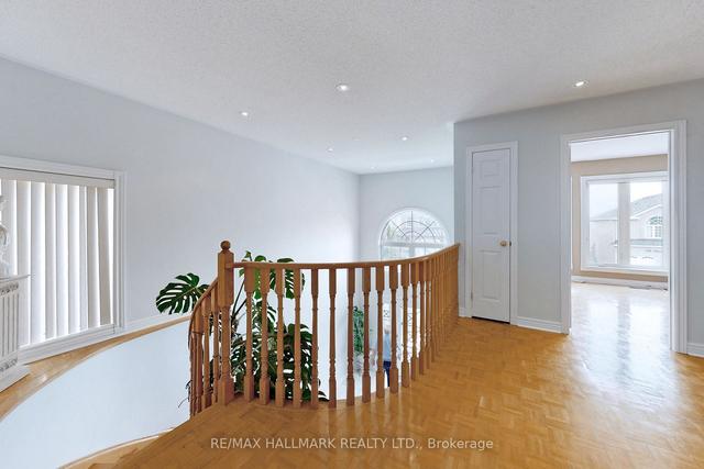 117 Fanshore Dr S, House detached with 3 bedrooms, 4 bathrooms and 6 parking in Vaughan ON | Image 8