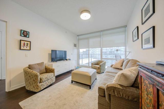 S713 - 455 Front St E, Condo with 3 bedrooms, 2 bathrooms and 1 parking in Toronto ON | Image 9