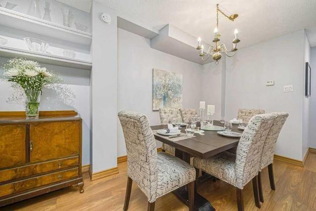 40 Oaken Gate Way, Townhouse with 3 bedrooms, 2 bathrooms and 1 parking in Toronto ON | Image 12