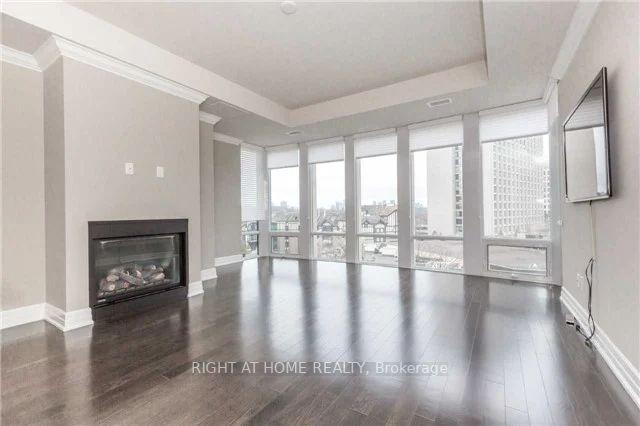 612 - 30 Old Mill Rd N, Condo with 2 bedrooms, 2 bathrooms and 1 parking in Toronto ON | Image 2