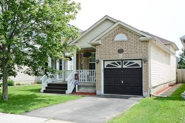 855 Grandview St N, House detached with 3 bedrooms, 2 bathrooms and 2 parking in Oshawa ON | Image 1