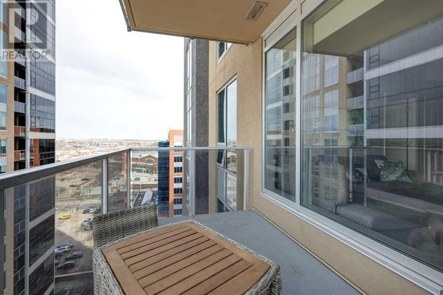 1108, - 1320 1 Street Se, Condo with 2 bedrooms, 2 bathrooms and 1 parking in Calgary AB | Image 11