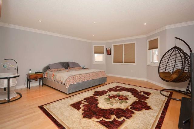 21 Baccarat Cres, House detached with 5 bedrooms, 4 bathrooms and 6 parking in Brampton ON | Image 11