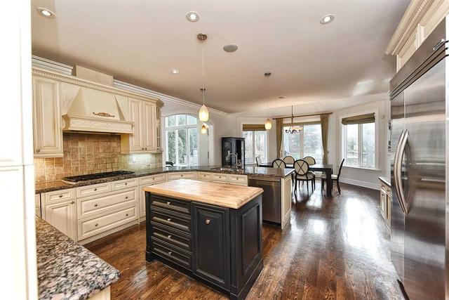 376 Temagami Cres, House detached with 4 bedrooms, 5 bathrooms and 9 parking in Mississauga ON | Image 4