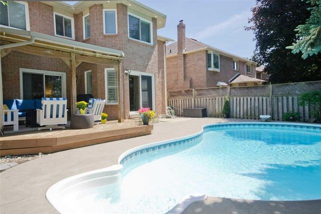 20 Regentview Dr, House detached with 5 bedrooms, 3 bathrooms and 4 parking in Brampton ON | Image 18