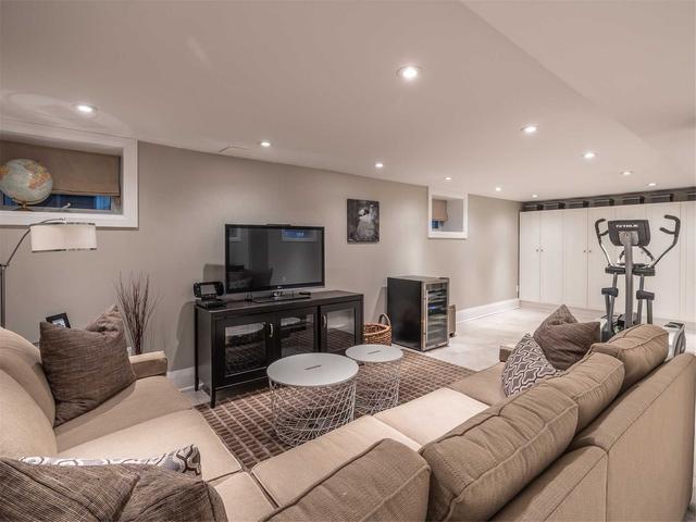 153 Glengrove Ave W, House detached with 4 bedrooms, 3 bathrooms and 1 parking in Toronto ON | Image 16