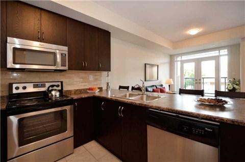 10 - 125 Kayla Cres, Townhouse with 2 bedrooms, 2 bathrooms and 1 parking in Vaughan ON | Image 3