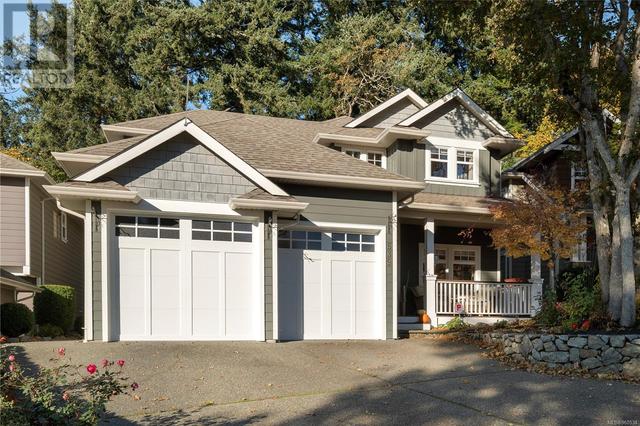 539 Caselton Pl, House detached with 4 bedrooms, 4 bathrooms and 4 parking in Saanich BC | Image 40
