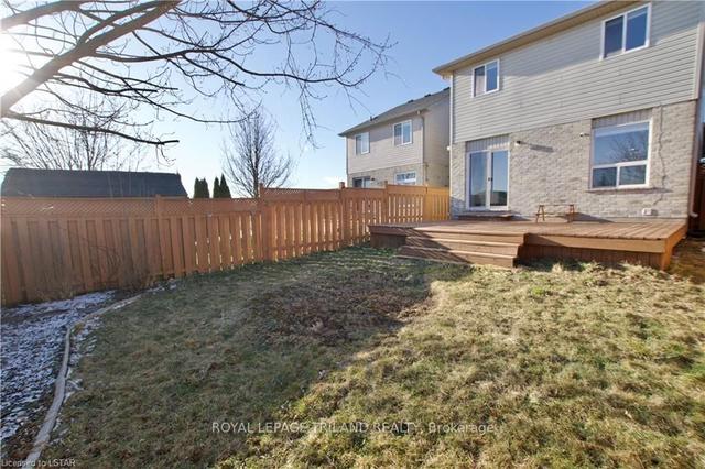 1050 Kimball Cres S, House detached with 3 bedrooms, 3 bathrooms and 3 parking in London ON | Image 26