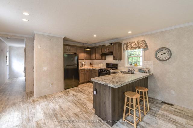 1108 Winhara Rd, House detached with 2 bedrooms, 2 bathrooms and 10 parking in Gravenhurst ON | Image 28