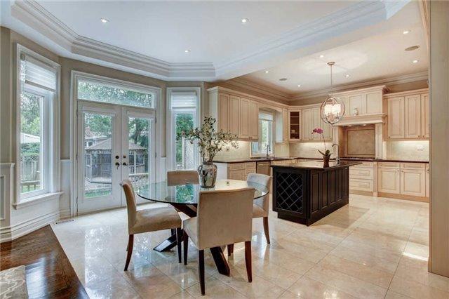 259 Dunview Ave, House detached with 4 bedrooms, 7 bathrooms and 6 parking in Toronto ON | Image 6
