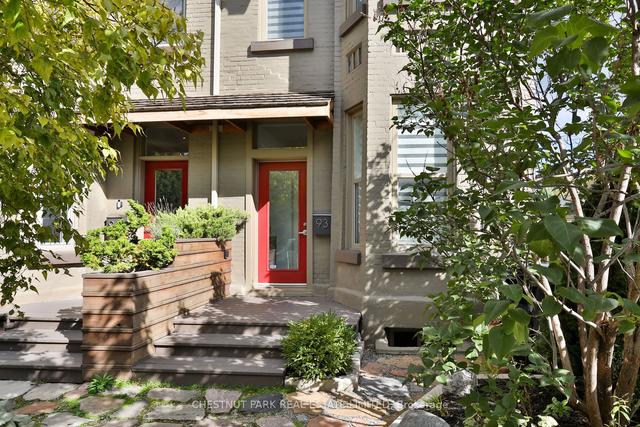 93 Northcote Ave, House attached with 3 bedrooms, 2 bathrooms and 2 parking in Toronto ON | Image 12