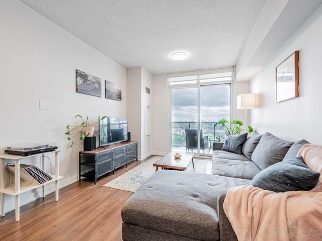 820 - 816 Lansdowne Ave, Condo with 1 bedrooms, 1 bathrooms and 1 parking in Toronto ON | Card Image