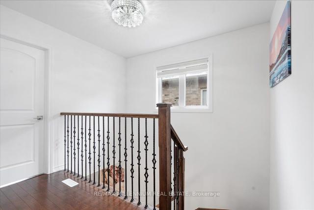 126 Werry Ave, House semidetached with 4 bedrooms, 4 bathrooms and 4 parking in Southgate ON | Image 6