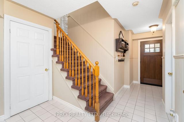 5 Amazon Crt, House semidetached with 3 bedrooms, 4 bathrooms and 4 parking in Brampton ON | Image 11