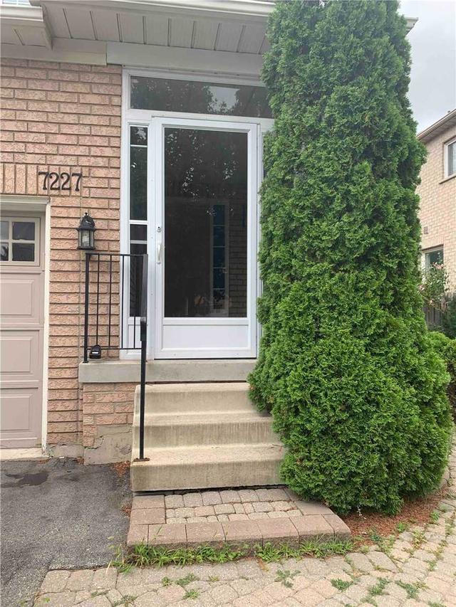 (upper) - 7227 Para Pl, House semidetached with 3 bedrooms, 3 bathrooms and 3 parking in Mississauga ON | Image 12