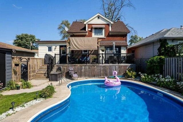 51 Chelsea St, House detached with 3 bedrooms, 2 bathrooms and 5 parking in St. Catharines ON | Image 24