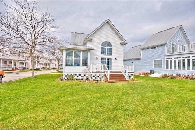2 Lighthouse Pt, House detached with 1 bedrooms, 3 bathrooms and 4 parking in Fort Erie ON | Image 16