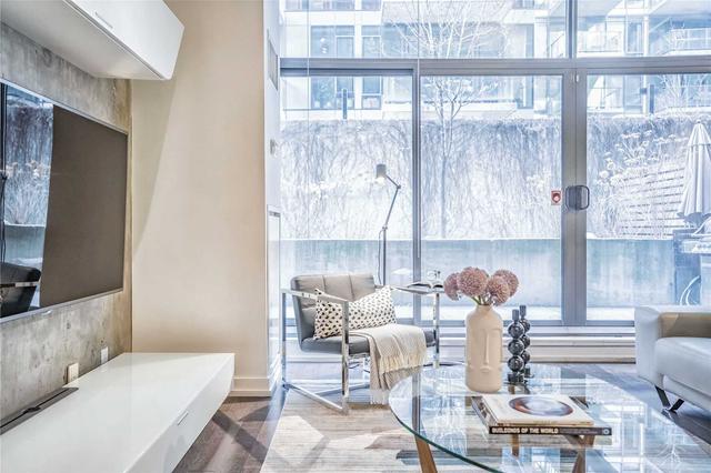 th 4 - 10 Morrison St, Townhouse with 2 bedrooms, 3 bathrooms and 1 parking in Toronto ON | Image 31