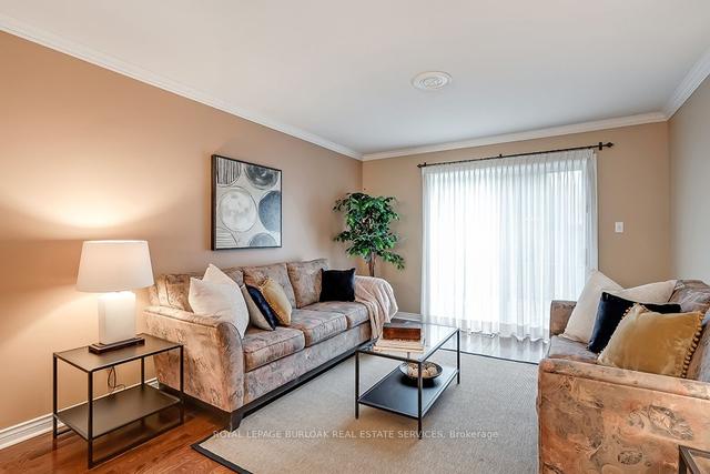 3 - 3045 New St, Townhouse with 2 bedrooms, 3 bathrooms and 3 parking in Burlington ON | Image 4