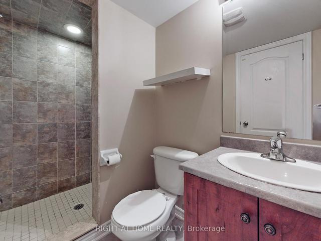 715 Grandview St N, Townhouse with 1 bedrooms, 3 bathrooms and 2 parking in Oshawa ON | Image 26