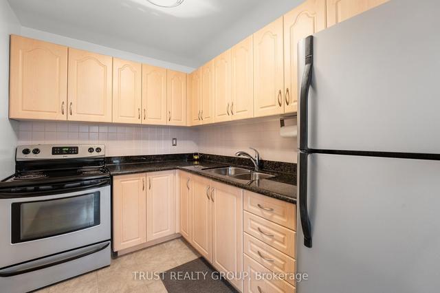 303 - 160 The Donway W, Condo with 2 bedrooms, 1 bathrooms and 1 parking in Toronto ON | Image 15