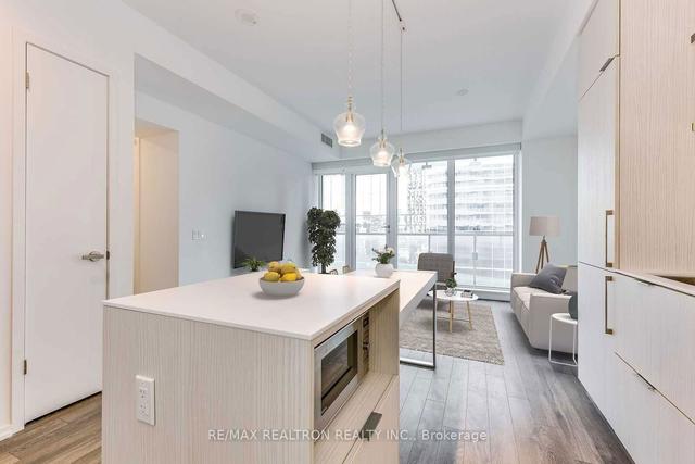 1906 - 197 Yonge St, Condo with 1 bedrooms, 1 bathrooms and 0 parking in Toronto ON | Image 30