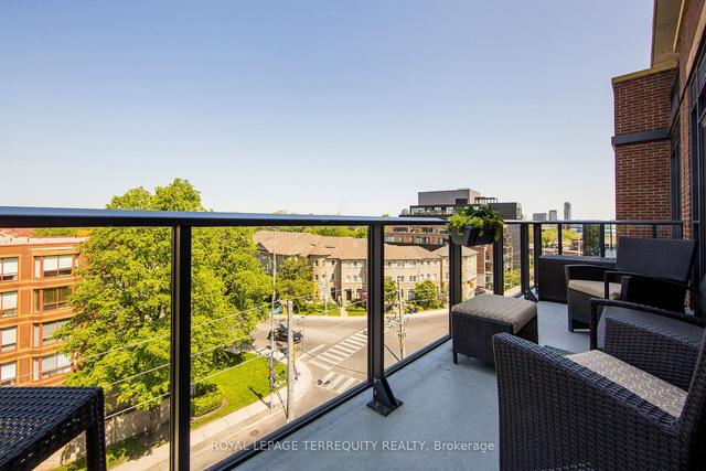 605 - 3 Southvale Dr, Condo with 3 bedrooms, 2 bathrooms and 2 parking in Toronto ON | Image 24