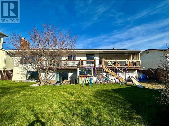 1870 Stayman Road, House detached with 4 bedrooms, 2 bathrooms and 5 parking in Kelowna BC | Image 18