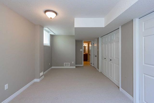 3 Carere Cres, House detached with 2 bedrooms, 3 bathrooms and 5 parking in Guelph ON | Image 27