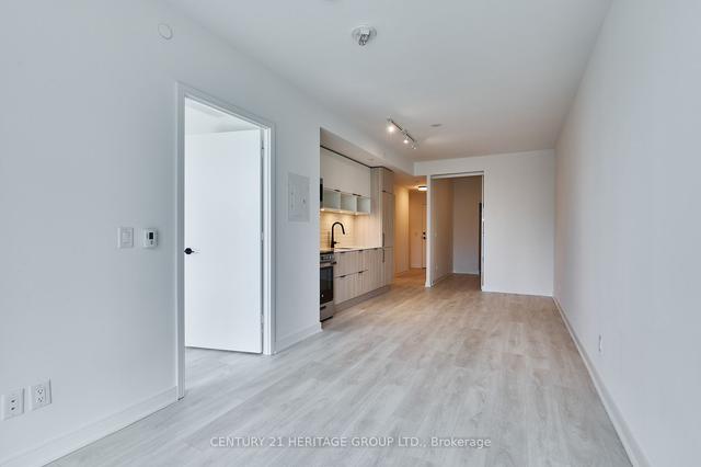 s560 - 180 Mill St, Condo with 2 bedrooms, 2 bathrooms and 0 parking in Toronto ON | Image 6