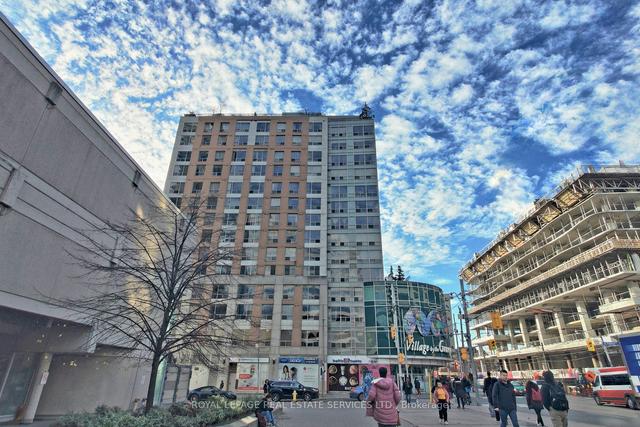 901 - 152 St Patrick St, Condo with 2 bedrooms, 2 bathrooms and 0 parking in Toronto ON | Image 1