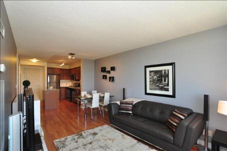 1103 - 18 Harding Blvd, Condo with 2 bedrooms, 2 bathrooms and 2 parking in Richmond Hill ON | Image 6