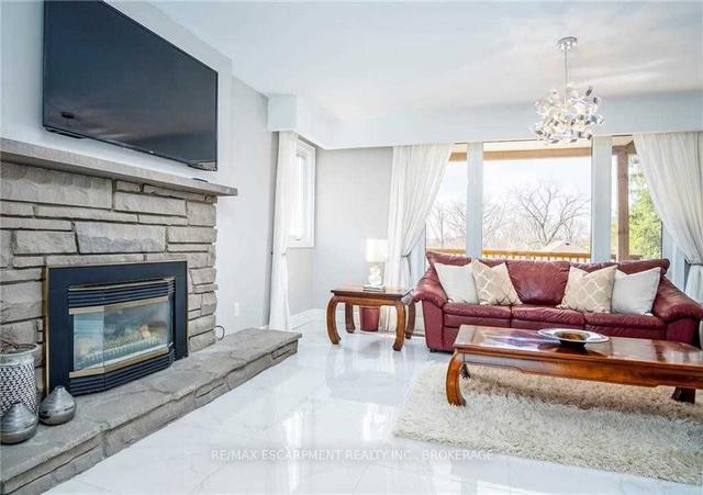 14 Harris Ave, House detached with 3 bedrooms, 4 bathrooms and 16 parking in Brantford ON | Image 13